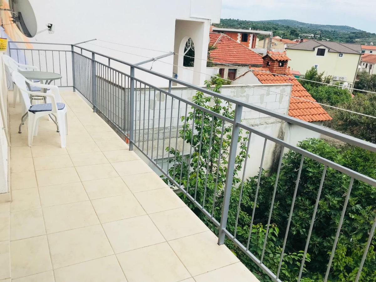 Apartman Marko Primošten Exteriör bild
