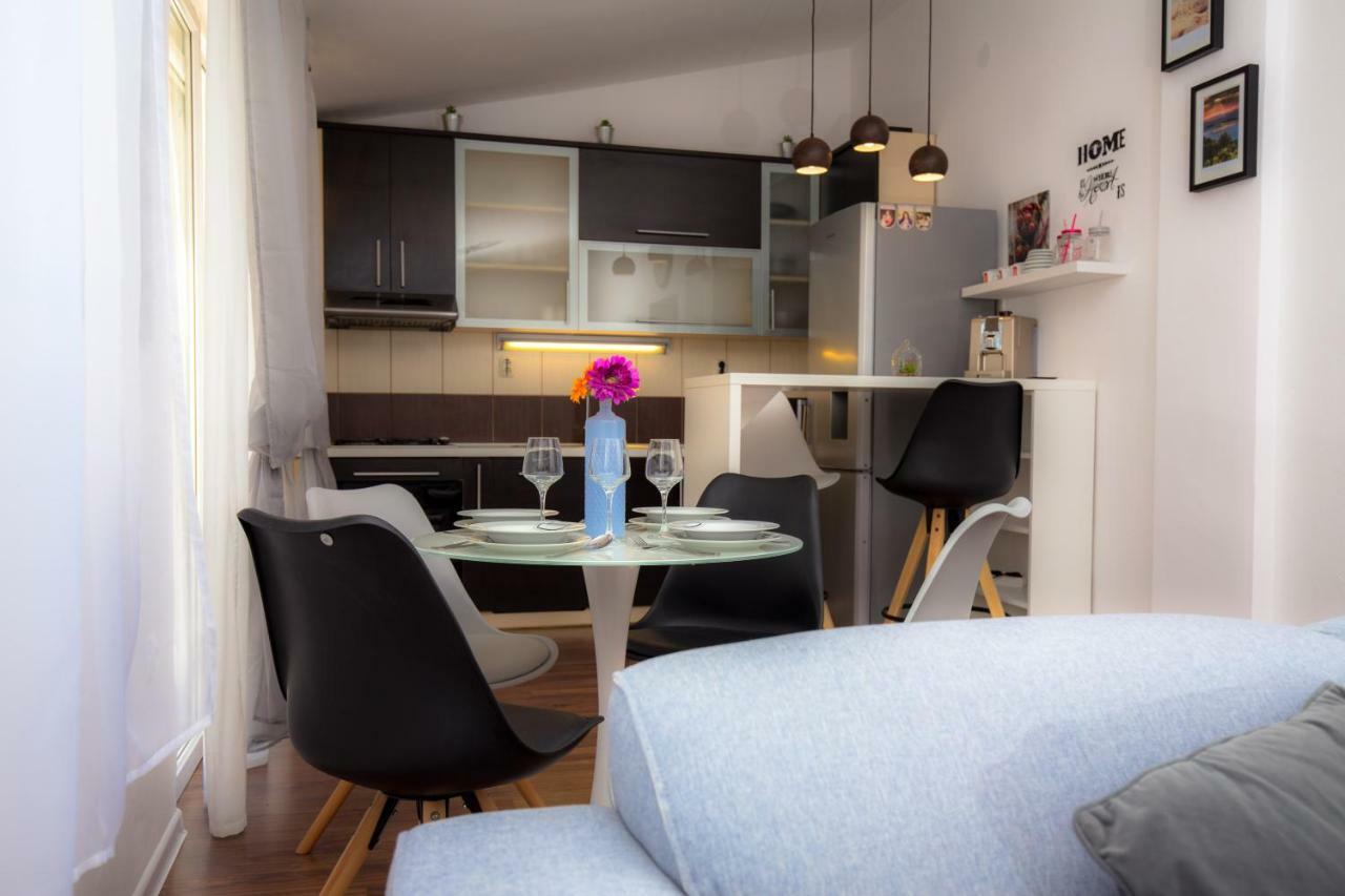 Apartman Marko Primošten Exteriör bild